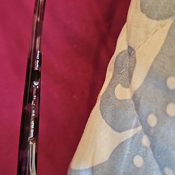 Nike glasses - Picture 3 of 4